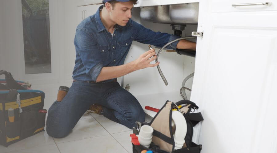 Expert burst pipe repair services in Long Lake, SD